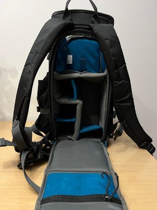 Mochila Tenba Solstice 12L Negra y Azul