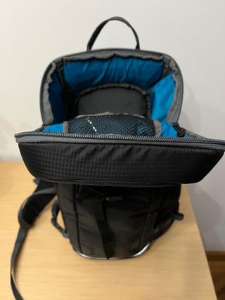 Mochila Tenba Solstice 12L Negra y Azul