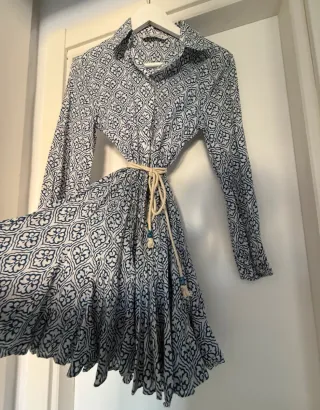 Vestido Zara Estampado Azul y Blanco