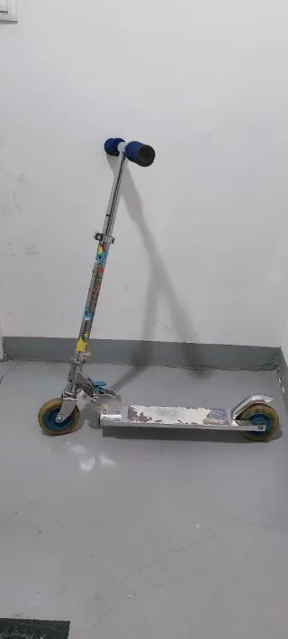 Patinete infantil metálico