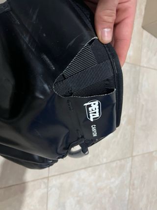 Arnés barranquismo Petzl Piraña