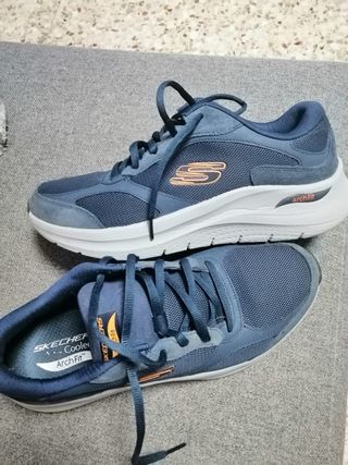 Zapatillas Skechers Azul/Gris en muy buen estado