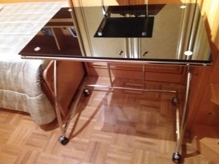 Mesa escritorio cristal y metal