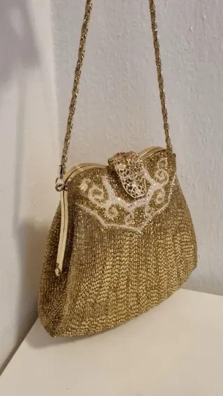 Pochette elegante giapponese dorata