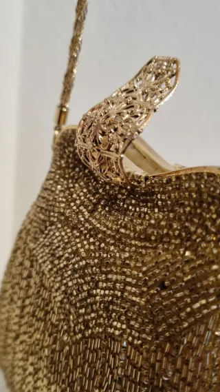 Pochette elegante giapponese dorata