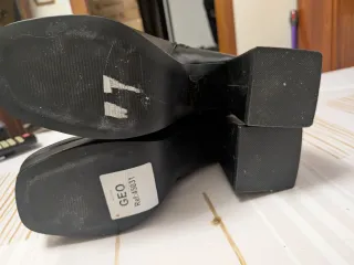 Botines negros talla 37 sin estrenar