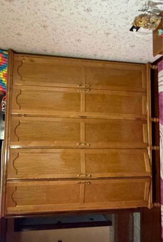 Dormitorio completo castaño macizo,