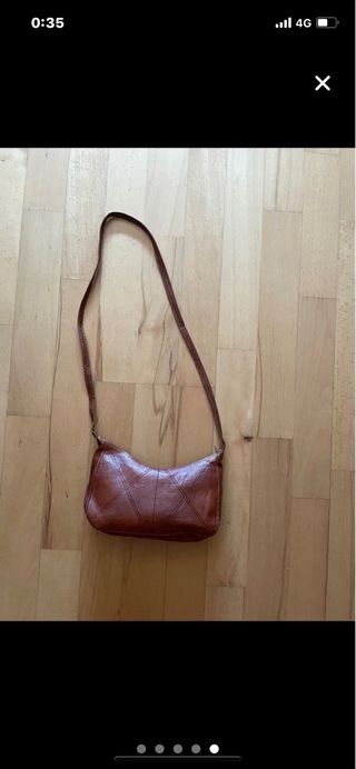 Bolso de piel pequeño