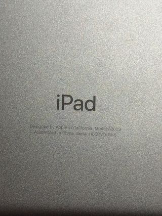 iPad 9na Gen Wi-Fi + Cellular 64GB Space Gray