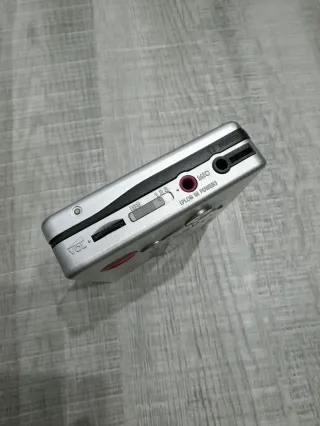 Sony Walkman WM-GX670 Radio Cassette-Corder