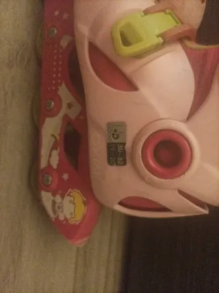 Patines en línea niña rosas