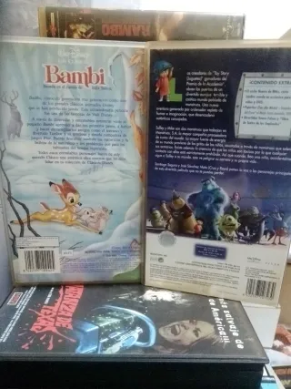 Lote 2 VHS Disney: Bambi y Monstruos S.A.