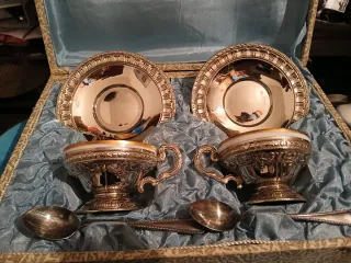 Juego de café plata y blanco precio por unidad