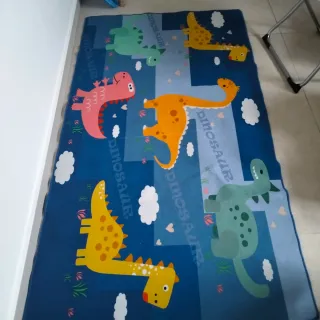 Alfombra infantil dinosaurios