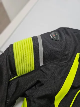 Cazadora moto clover