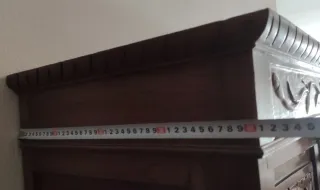 Armario Vitrina Madera maciza tallada