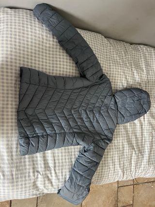 Variedad de prendas de ropa