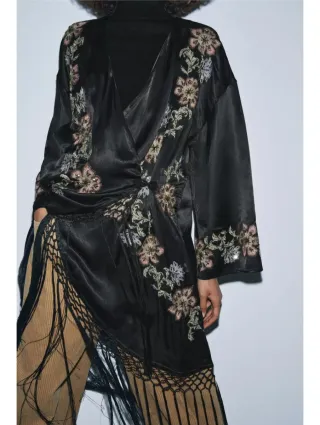 Kimono M/L Zara bordados flores flecos