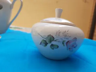 Juego de café porcelana flores rosas