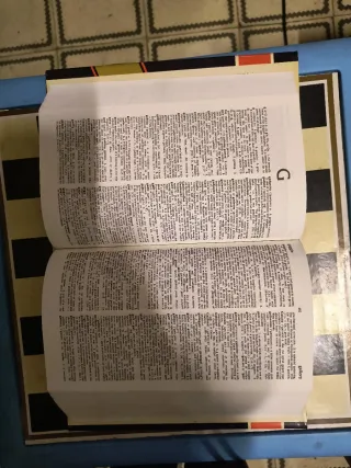 The Collins Concise Dictionary of the English L...