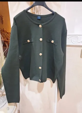 Cardigan donna verde con bottoni