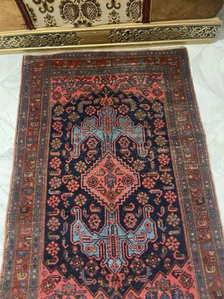 Alfombra antigua de lana