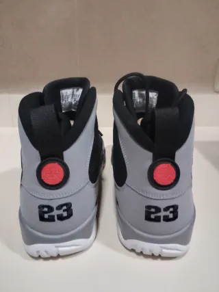 Jordan Retro 9 Zapatillas Negras y Grises