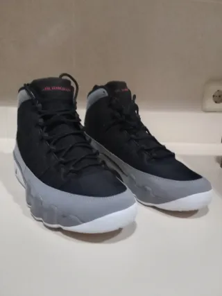 Jordan Retro 9 Zapatillas Negras y Grises
