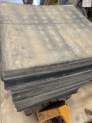 Se venden losetas de caucho