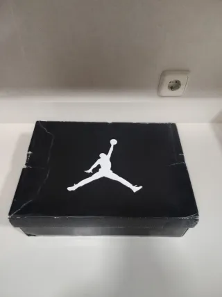 Jordan Retro 8 Blanco Rojo