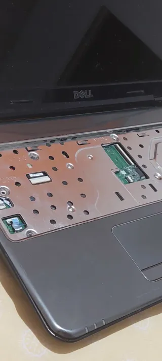 Despiece Portátil Dell Inspiron M5010
