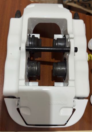 Pinzas Brembo 4 pistones