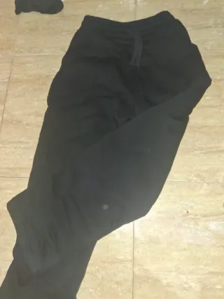 Pantalón negro ancho