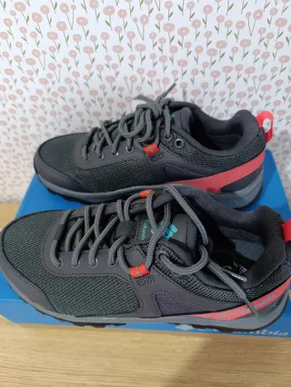 Zapatillas Columbia Trail chica Gris/Rojo