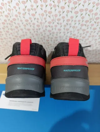 Zapatillas Columbia Trail chica Gris/Rojo