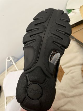 Tenis Buffalo CLD CORIN Talla 35 Negros