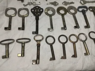 Set di chiavi antiche
