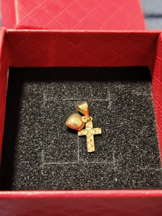 Colgante Corazón y Cruz Oro 18k