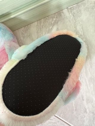 Pantofole morbide arcobaleno