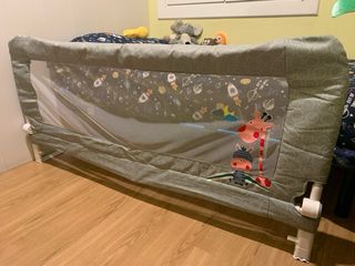 Barandilla infantil para cama