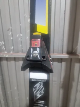 2 Pares de Esquís Tecno & Dynastar