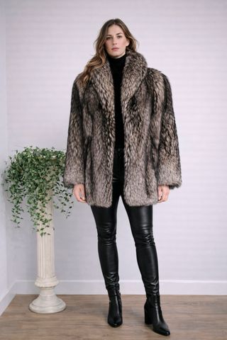 Abrigo de zorro plateado