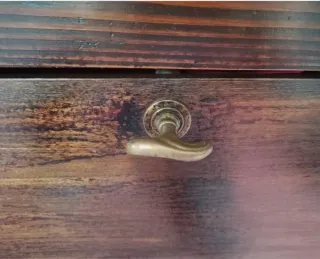 Mobile porta TV arte povera in legno