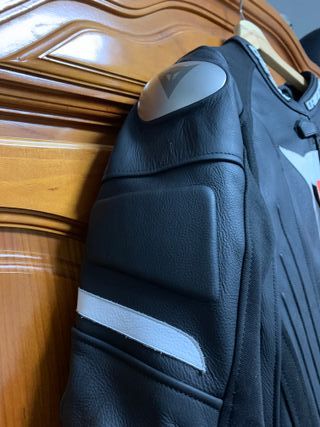 Mono Dainese 2 piezas nuevo