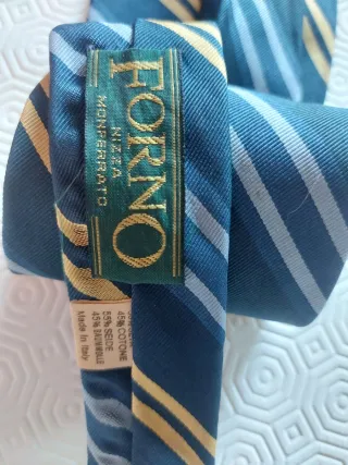 Cravatta vintage a righe blu, azzurro e giallo