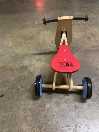 Bici de madera para niños