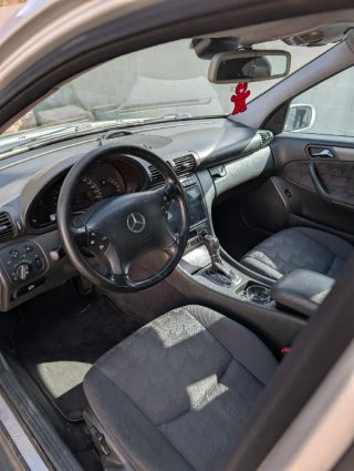Mercedes-Benz 220 2001