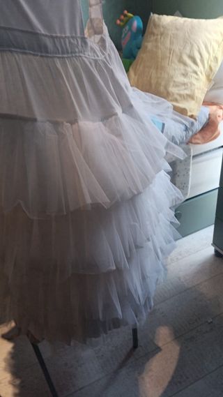 Can Can Fallera Niña Blanco usado en 2 ocasiones