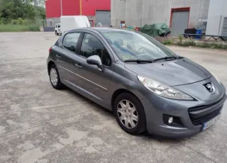 Peugeot 207 2012