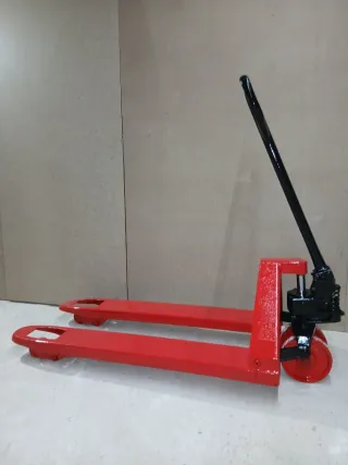 Transpaleta manual 2500 kg